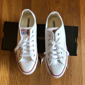 Converse Chuck Taylors All Star OX low